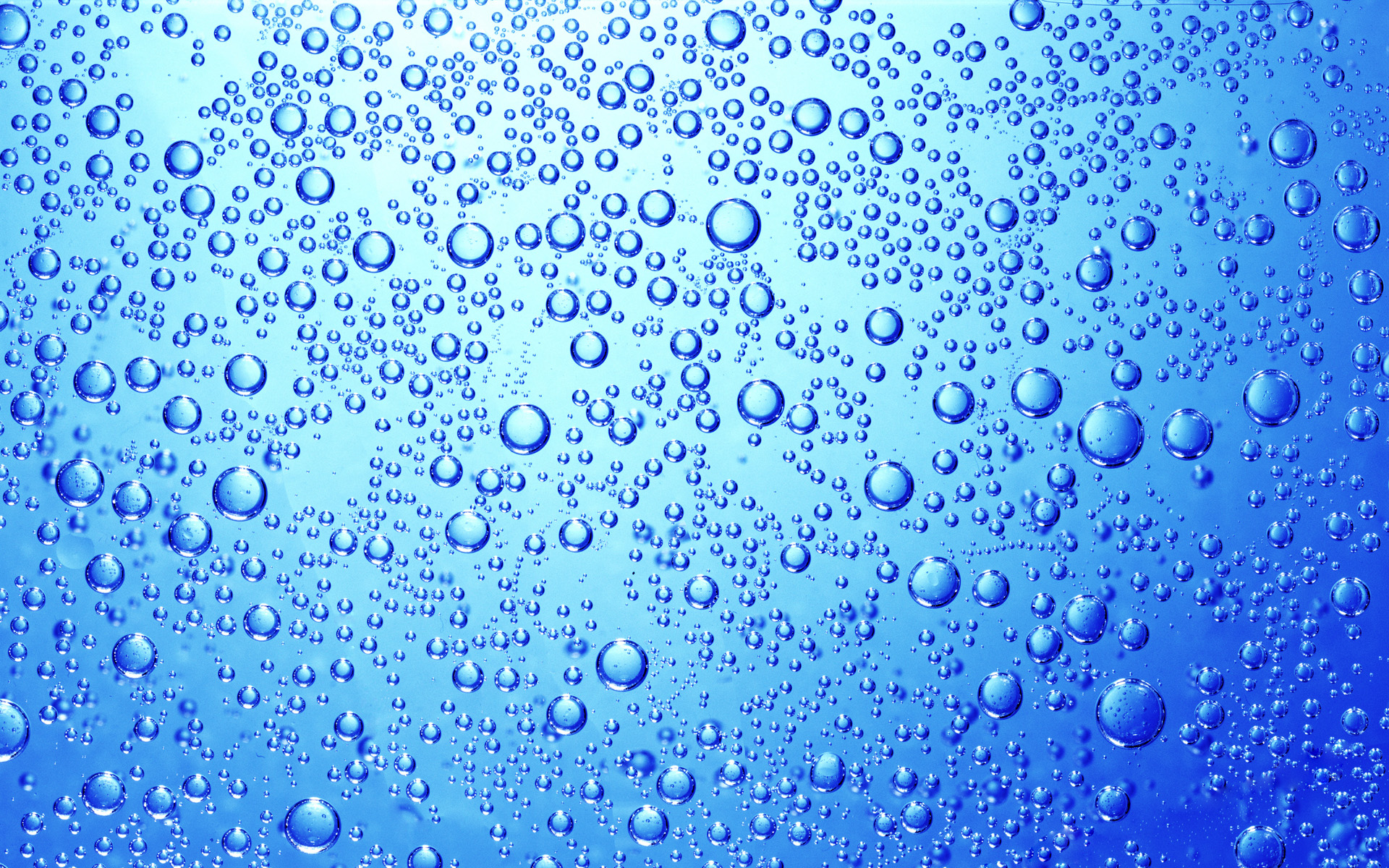6796552-gorgeous-bubbles-wallpaper-2